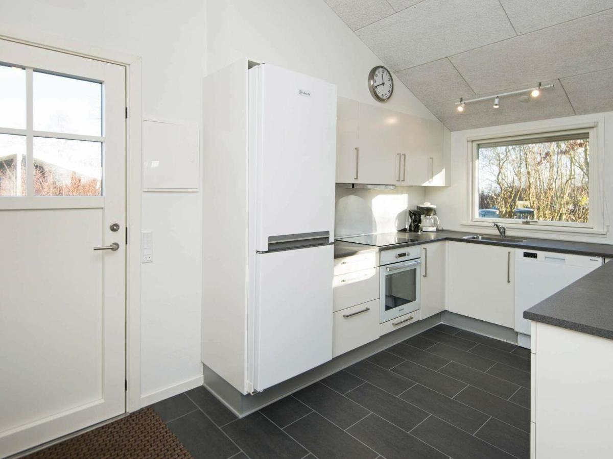 8 Person Holiday Home In B Rkop Egeskov  ภายนอก รูปภาพ