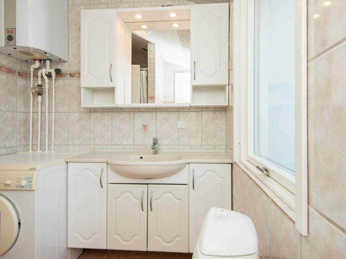 8 Person Holiday Home In B Rkop Egeskov  ภายนอก รูปภาพ