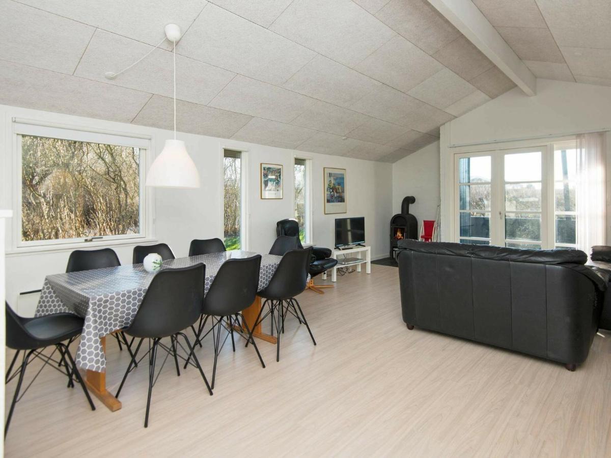 8 Person Holiday Home In B Rkop Egeskov  ภายนอก รูปภาพ